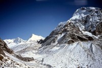 Le Chamlang, le Baruntse, et la Haute vallée de l'Hinku 