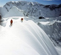 Vincent et Ang Tshering Sherpa sur l 'arête